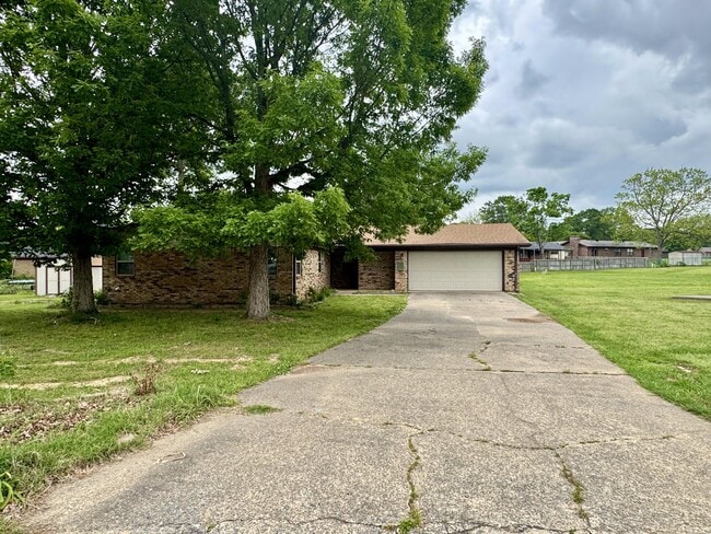 Building Photo - 113 Cornwall Ct