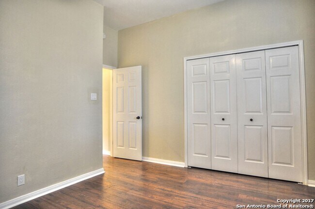 Building Photo - 4 Bedroom/2 Bath Auburn Oaks Subdivision