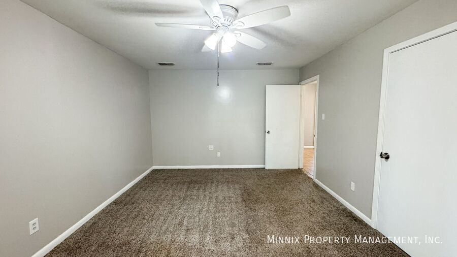 Building Photo - 4817 45th St