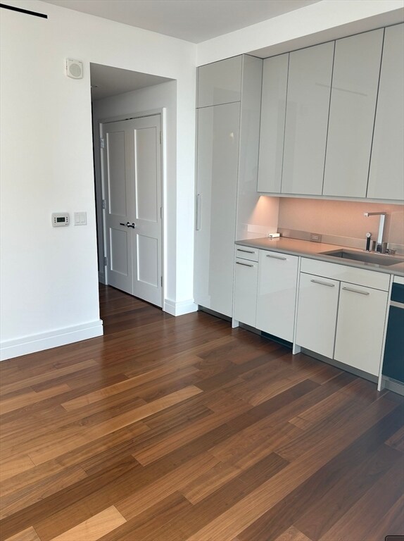 Building Photo - 1 Dalton St