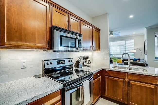 Building Photo - 7009 E Acoma Dr