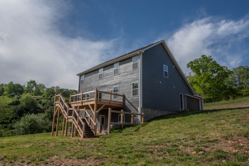 Building Photo - 369 River Walk Trl