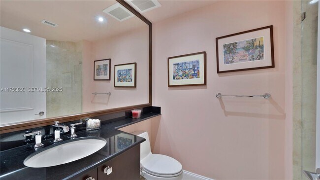 Building Photo - 791 Crandon Blvd