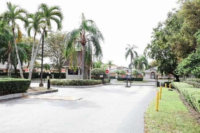 Building Photo - 8011 SW 158th Ave