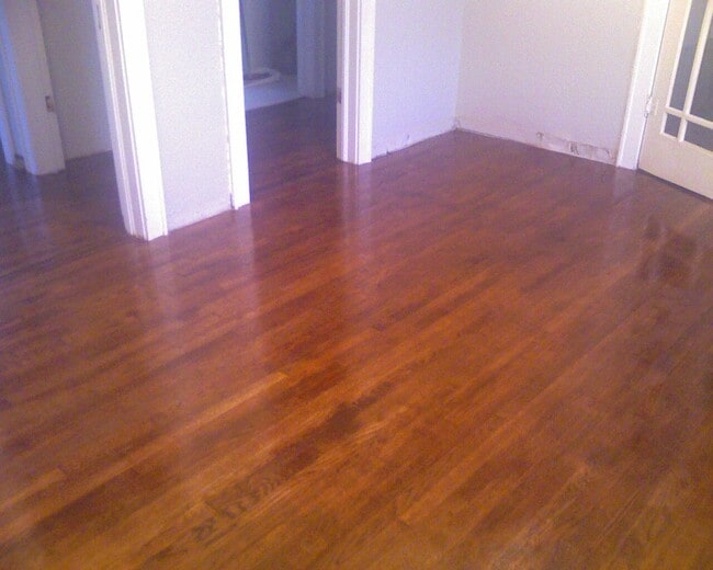 Building Photo - 1701 Daniel Dr