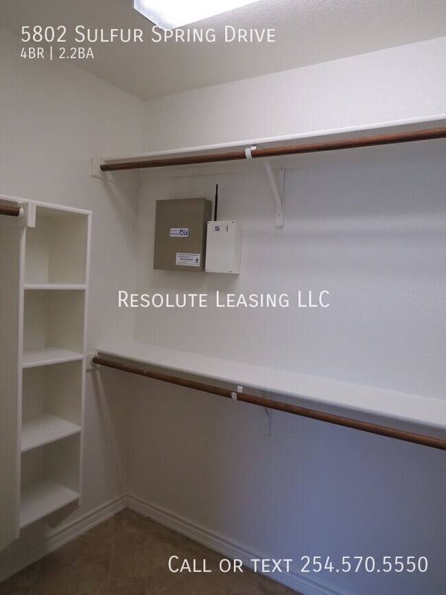 Building Photo - 5802 Sulfur Spring Dr