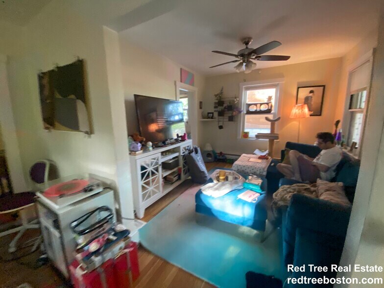 Building Photo - 1186 Chestnut St