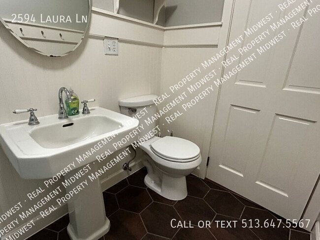 Building Photo - 2594 Laura Ln