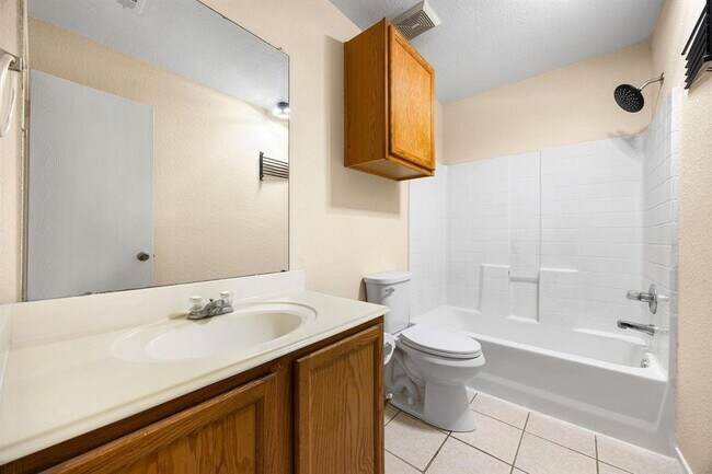 Building Photo - 5723 Cochise Dr