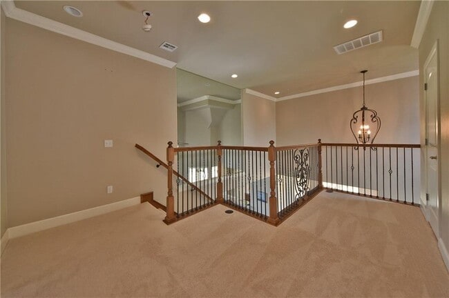 Building Photo - 16828 Little Leaf Ln