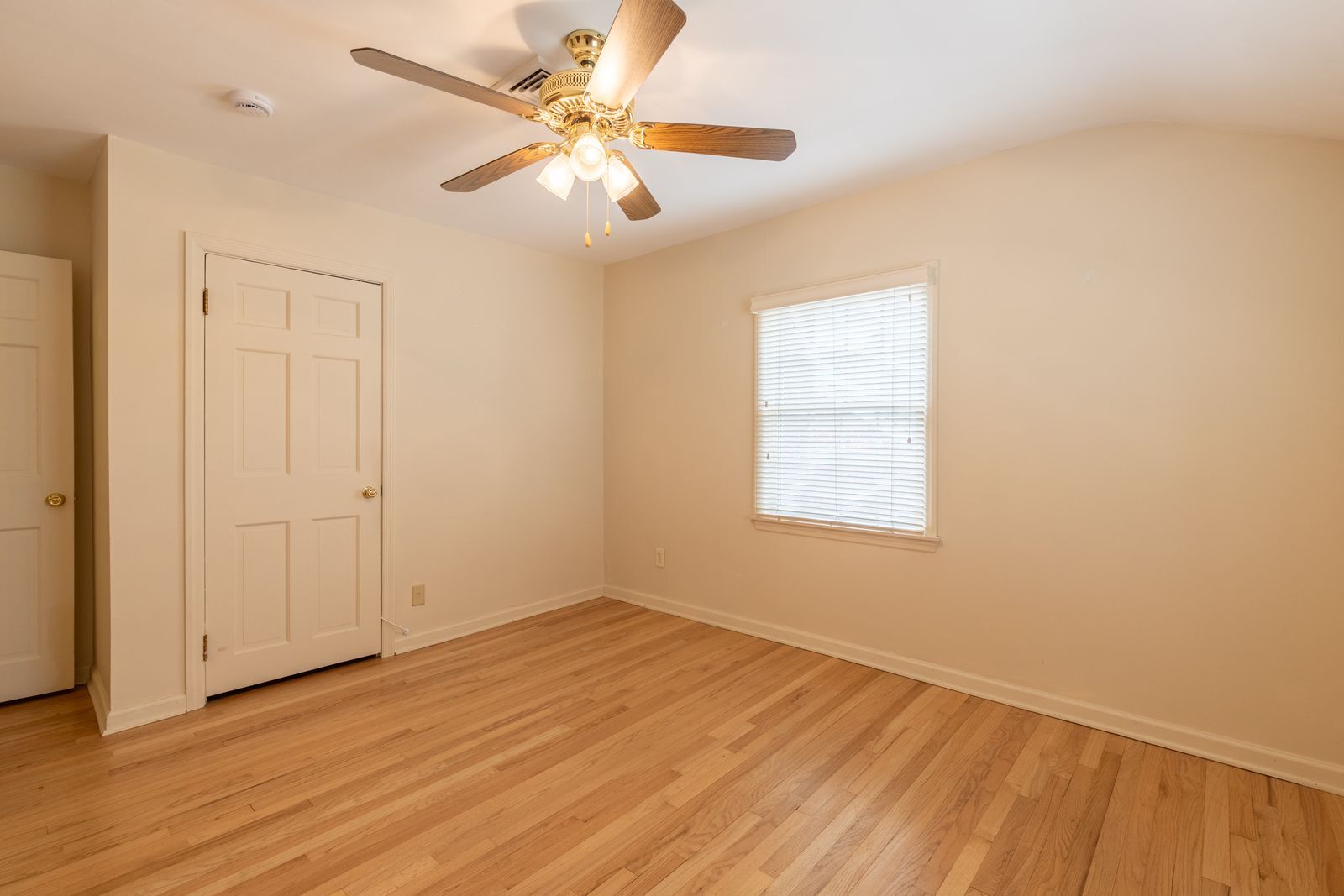 Building Photo - 42 Jefferson Ave