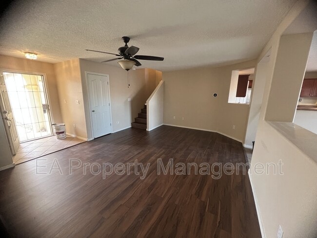 Building Photo - 3644 Clear Creek Rd