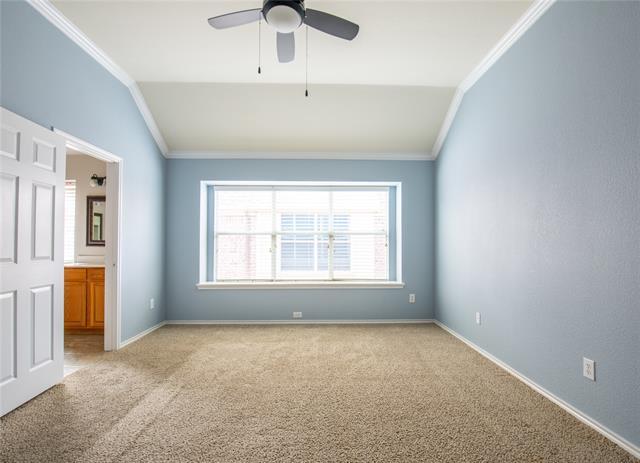 Building Photo - 9400 Stonewood Dr