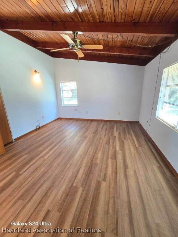 Building Photo - 3505 Golfview Rd