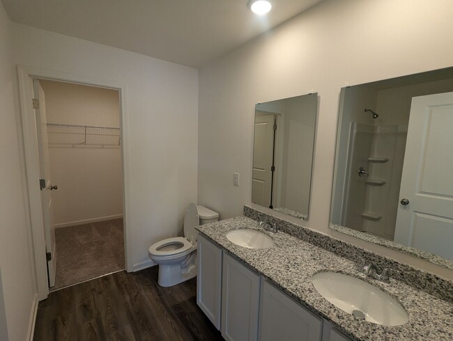 Building Photo - Brand New Corner Unit 3 Bedroom Townhome i...