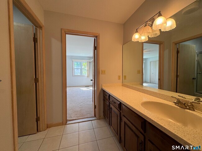 Building Photo - 223 Deer Run
