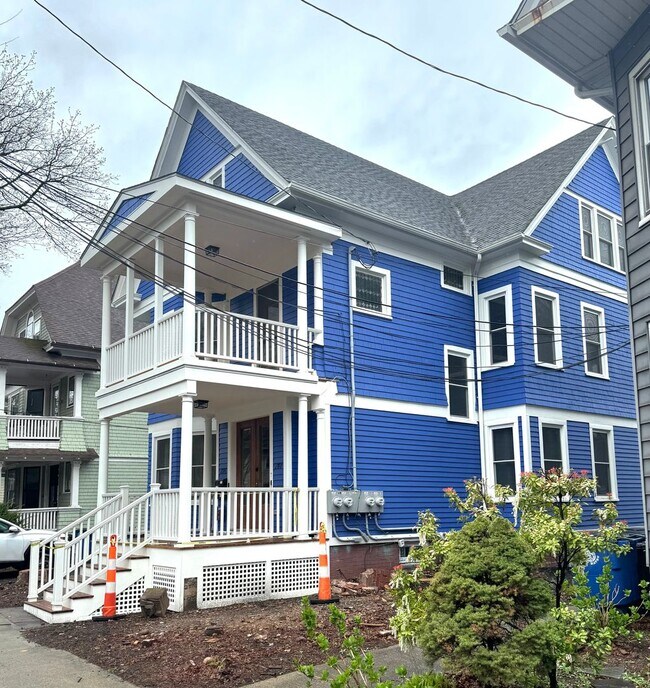 Building Photo - 276-278 Willow St