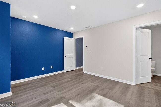 Building Photo - 1110 Highwood Ln