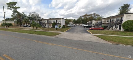 Building Photo - 5261 Alhambra Dr