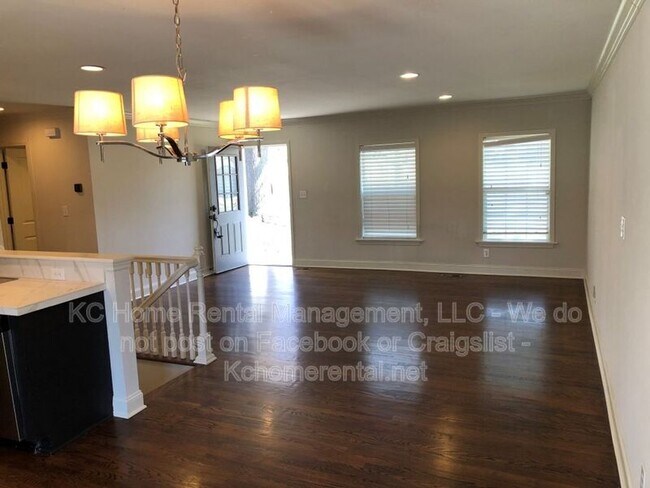 Building Photo - 8234 Main St