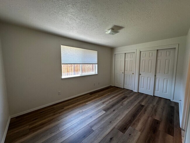 Building Photo - Recently Renovated Two Bedroom Two Bath Duplex