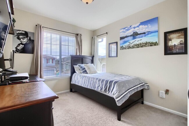 Building Photo - Highlands Ranch Spacious 3 bed 2.5 bath