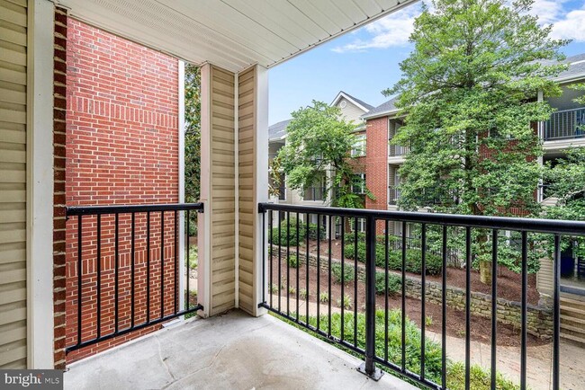 Building Photo - 3304 Wyndham Cir