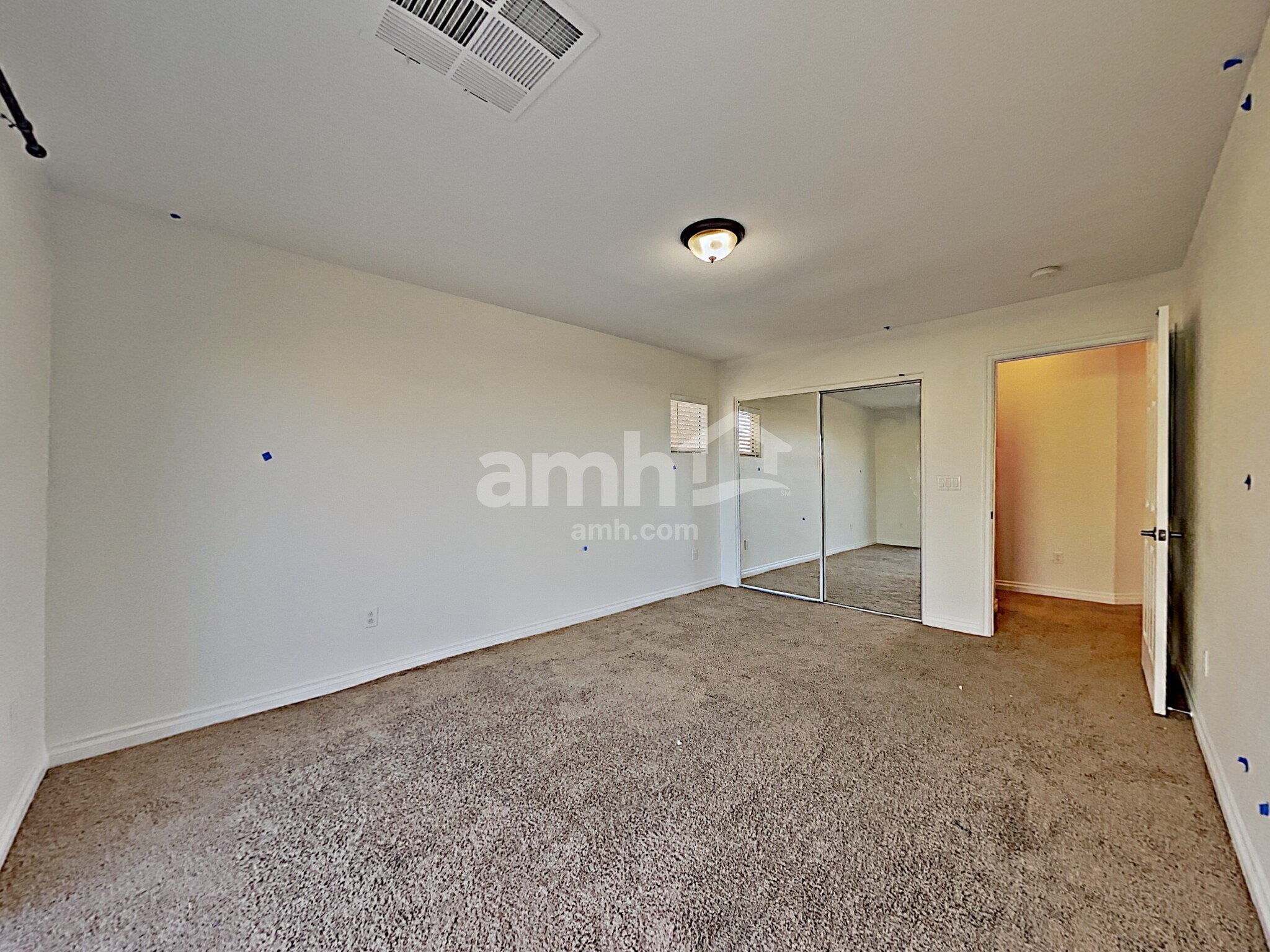 Building Photo - 4740 Sweeping Glen St