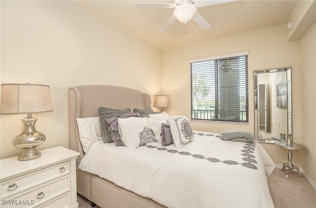 Building Photo - 9731 Acqua Ct