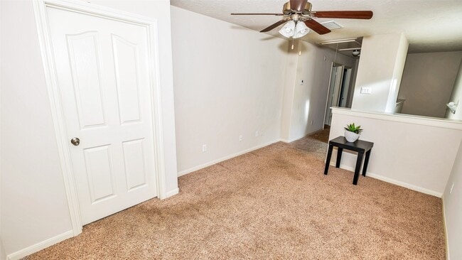 Building Photo - 1724 Don Alejandro