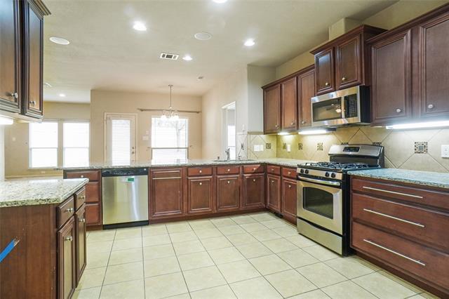 Building Photo - 800 Baltusrol Dr