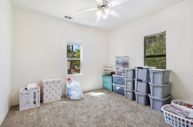 Building Photo - 2512 Butte St