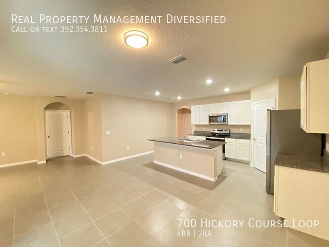 Building Photo - 700 Hickory Course Loop