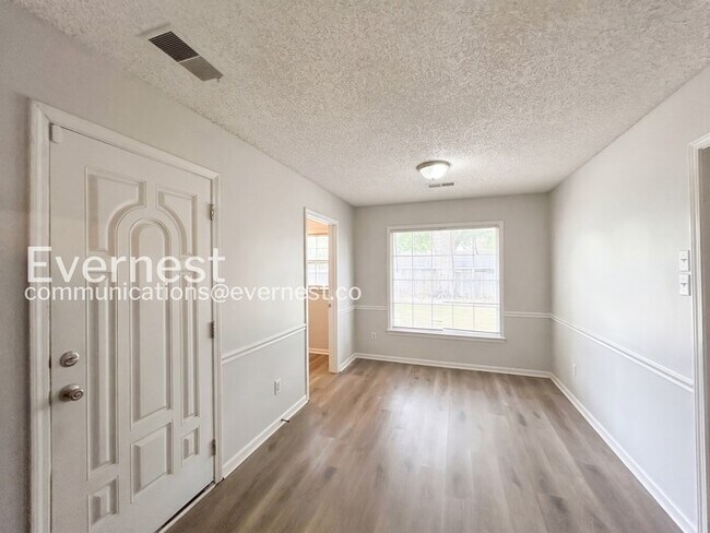 Building Photo - 4176 Chesapeake Way
