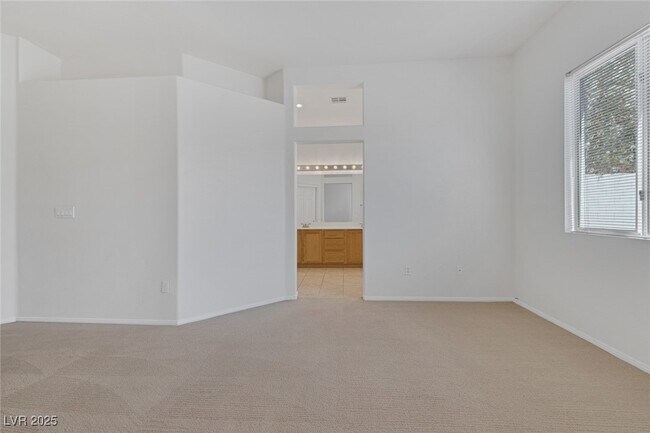 Building Photo - 10132 Crest Brook Pl