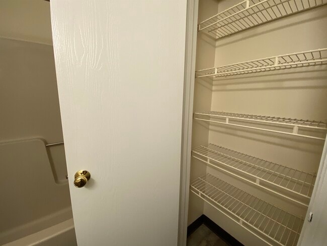 Building Photo - 119 Eastern Ave