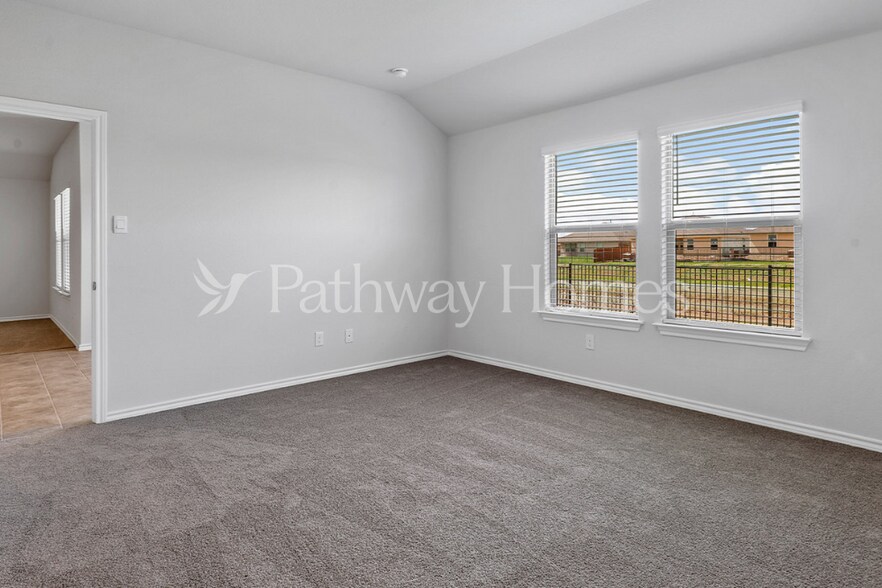 Building Photo - 9449 Golden Tree Ave
