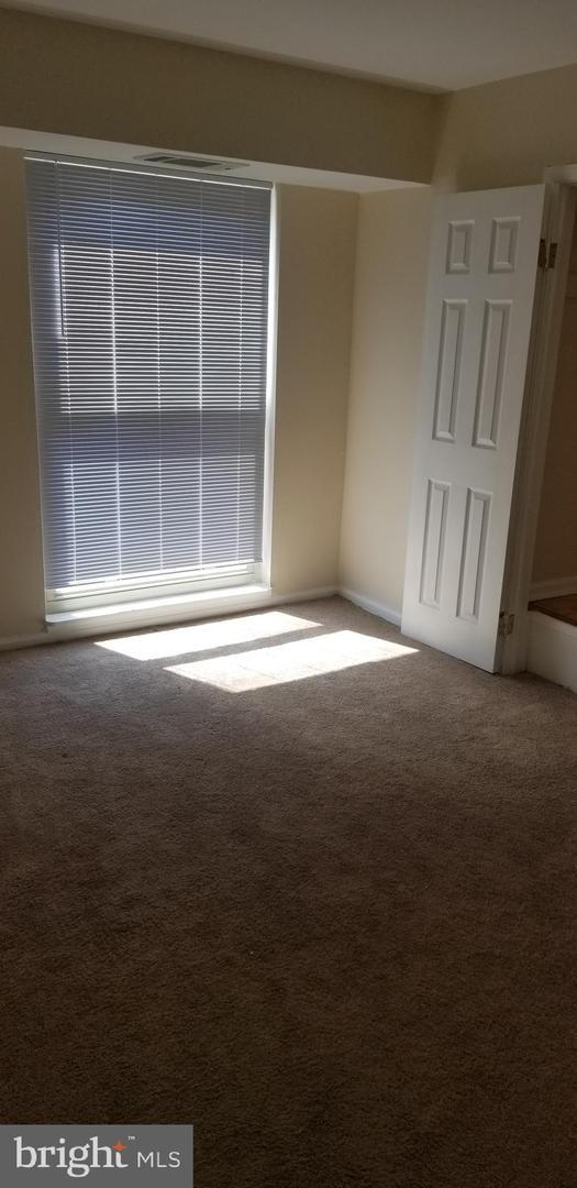 Building Photo - 5204 Newton St