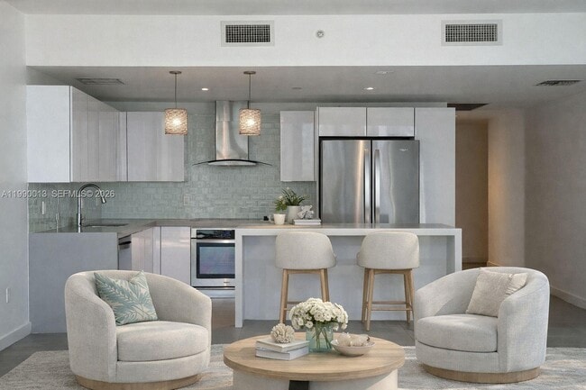 Building Photo - 1600 NE 1st Ave