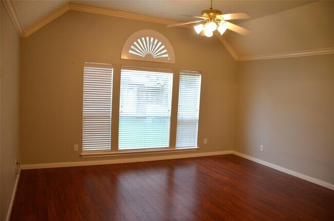 Building Photo - 4810 Claridge Park Ln