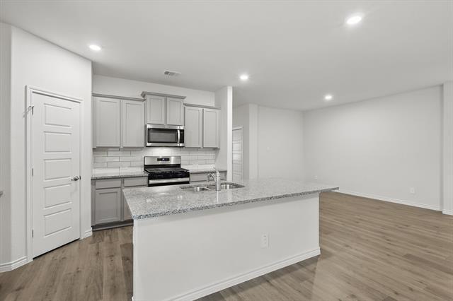 Building Photo - 9732 Quail Pointe Rd