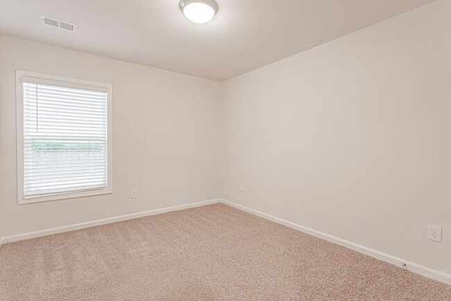 Building Photo - Brand New Townhome in Peachtree Park in Du...