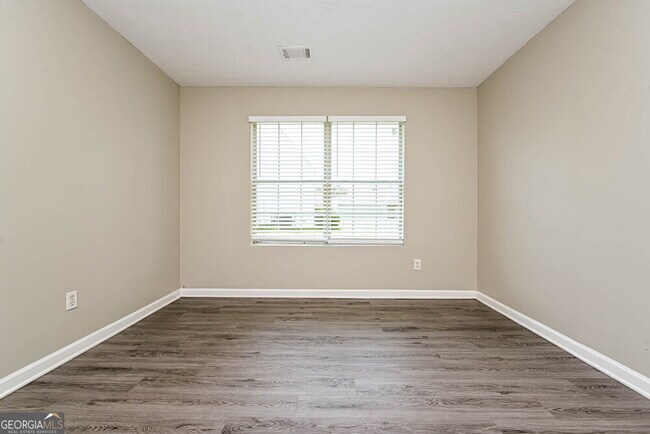 Building Photo - 172 Marsh Glen Dr