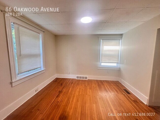 Building Photo - 86 Oakwood Ave
