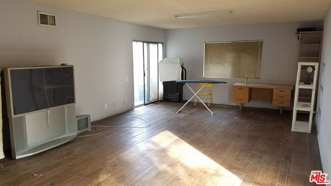 Building Photo - 11735 Sierra Sky Dr