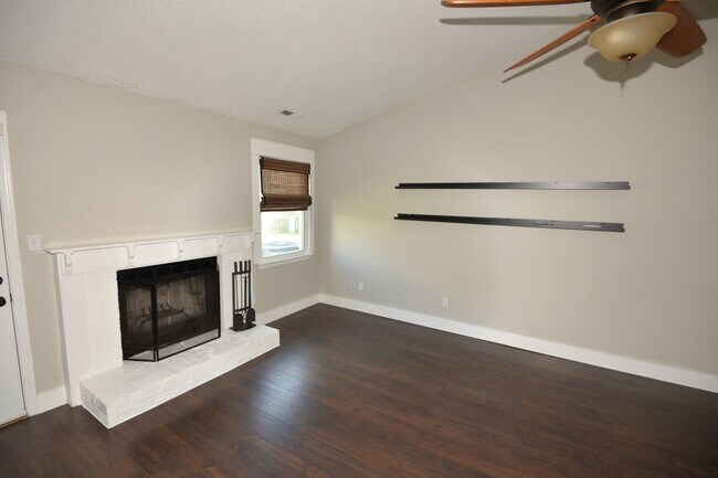 Building Photo - 1269 Brahms Dr