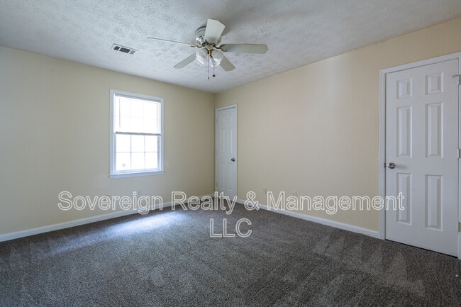 Building Photo - 355 Haymarket Ln