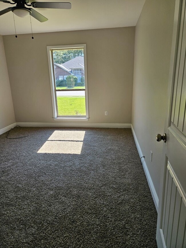 Building Photo - Biloxi 4 bedroom