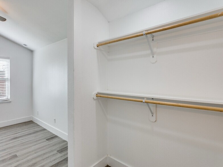 Building Photo - 3821 Horizon Pl