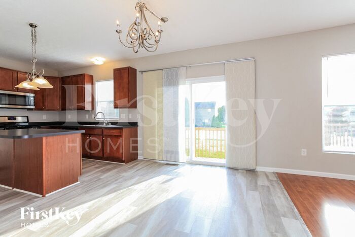 Building Photo - 7873 Healy Dr
